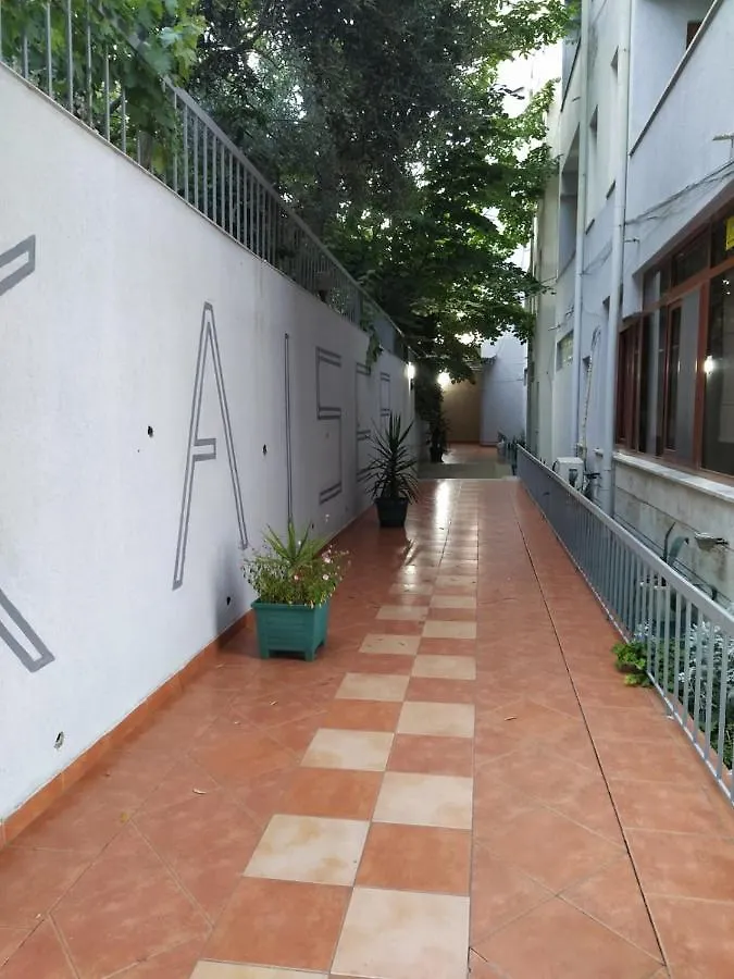 דורס Jozi Kaiser Apartment 3