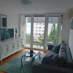 https://apartman-joy-rijeka.primorje-gorskikotar.com
